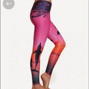 Teeki, love the adventure, yoga pants size medium